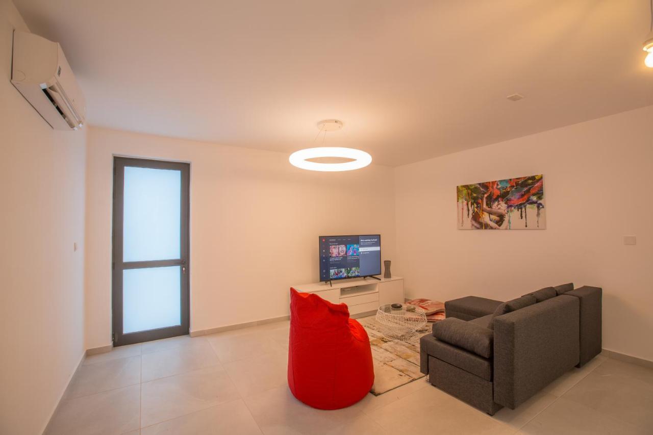 Colour Residences 프로타라스 외부 사진